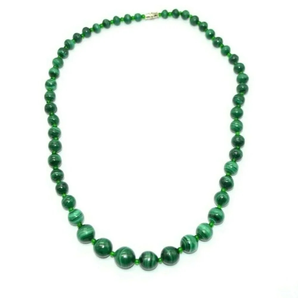 Green Malachite Graduated Bead Beaded Silver Tone